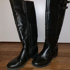 Black riding boots